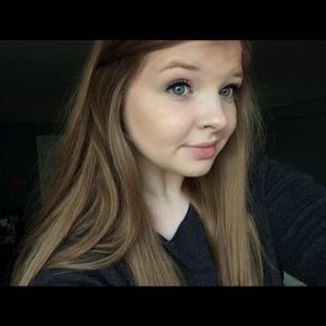 Meet your Posher, Leah